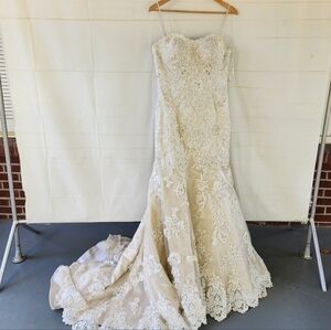 Martina Liana Wedding Dress